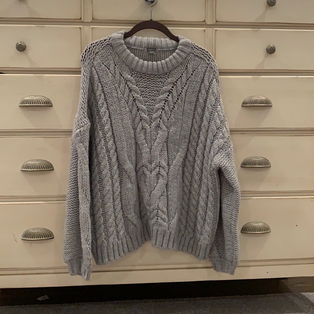 Grey sweater
